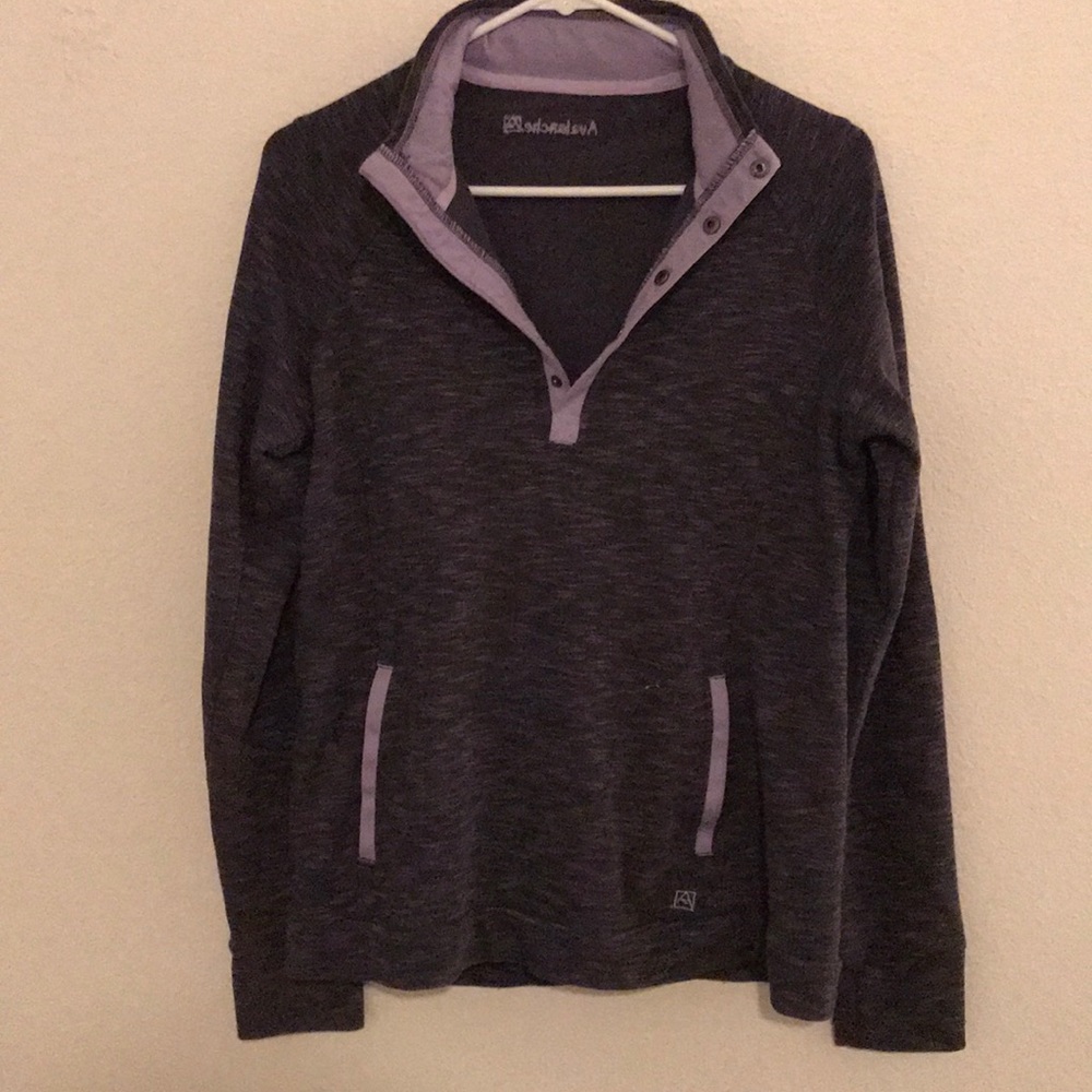 Avalanche workout sweater